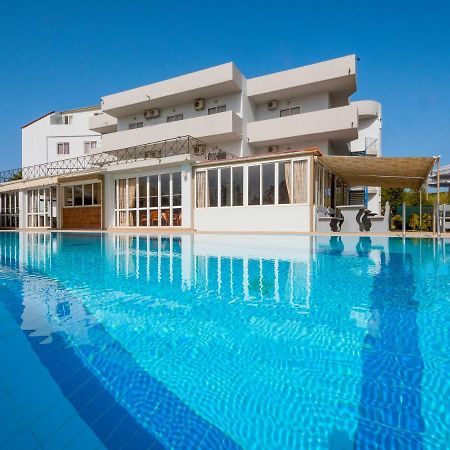 Sun & Sea Hotel Apartments Фалираки Экстерьер фото