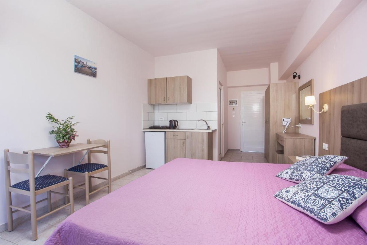 Sun & Sea Hotel Apartments Фалираки Экстерьер фото